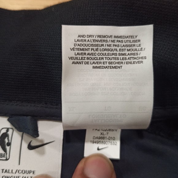 Chicago Bulls, Jacket Mens XL Black Bomber Team Issued Nike Full Zip NBA Logo - Picture 10 of 15